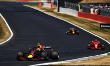 Thumbnail for article: Verstappen voor aanvang race: "Niet ideaal, maar probeer er omheen te rijden"