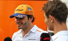 Thumbnail for article: Carlos Sainz op zijn gemak bij McLaren: ''Ik was nog nooit zo gelukkig''