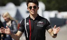 Thumbnail for article: Nyck de Vries rijdt volgend jaar voor het Mercedes Formule E team