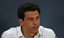 Thumbnail for article: Toto Wolff teleurgesteld na kwalificatie Singapore: “Ferrari is nu overal snel”