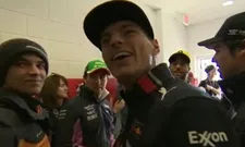 Thumbnail for article: Verstappen schiet in de lach door de cameraman: ''Again??''