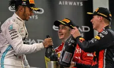 Thumbnail for article: ''In een Mercedes was Verstappen vier jaar terug al kampioen geworden''