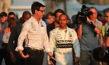 Thumbnail for article: Hamilton: ''Toto krijgt telefoontjes van andere coureurs''