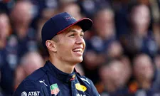 Thumbnail for article: Waarom Alexander Albon 'rookie of the year' is en niet Norris of Russell