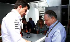 Thumbnail for article: Wolff praat met Jean Todt: "Sta versteld van de gelijkenis tussen de twee teams"