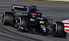 Thumbnail for article: Renault ook tijdens eerste testdag Barcelona met volledig zwarte livery