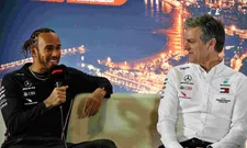 Thumbnail for article: Mercedes trots op Hamilton: "Je ziet hem nergens iets vies uithalen op circuit"