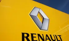 Thumbnail for article: Renault moet 2 miljard euro bezuinigen: Komt het F1-team in de problemen?