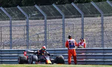 Thumbnail for article: Samenvatting VT2: Albon crasht in Stowe, Verstappen vinden we op P14