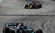 Thumbnail for article: Brundle: “Opvallend dat Verstappen en Hamilton dat deden”