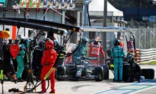 Thumbnail for article: Mercedes: "Normaal neemt Hamilton de schuld op zich, nu moet het team dat doen"