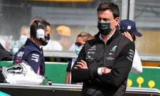 Thumbnail for article: Wolff weet nog weinig over gat naar Red Bull: "Iedereen was aan het leren toen"