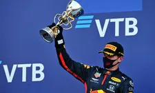 Thumbnail for article: 'The peaks of Verstappen disguise the gap with Mercedes'