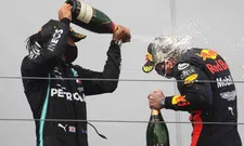 Thumbnail for article: Villeneuve steunt Hamilton: "Dat geeft credibility aan al zijn titels"