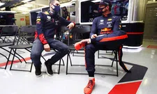 Thumbnail for article: Verstappen vindt het niet 'pijnlijk': "Voor hem is het mooi, heel leuk"