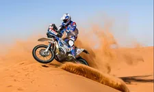 Thumbnail for article: Biker saves colleague's life during fourth Dakar stage