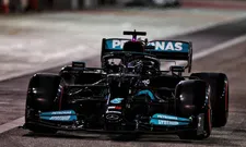 Thumbnail for article: Hamilton nog niet gelukkig met W12: 'Worstel met de achterkant'