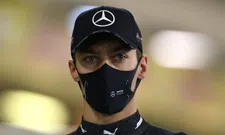 Thumbnail for article: Russell legt probleem voor aan Wolff: 'Word alleen maar gevraagd naar Verstappen'