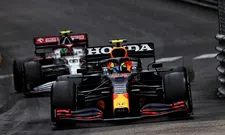 Thumbnail for article: Vervangt Red Bull na het seizoen Pérez?: 'Dan zullen we ons besluit nemen'