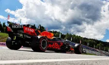 Thumbnail for article: Perez kiest andere strategie dan Verstappen: "Mediums nooit op onze agenda"