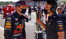 Thumbnail for article: Verschillen tussen Hamilton en Verstappen: 'Ervaring en karakter'