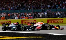 Thumbnail for article: Verstappen wijst naar Hamilton: 'Hij zal hier van hebben geleerd'