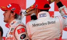 Thumbnail for article: Alonso doet boekje open over intense rivaliteit met Hamilton in 2007