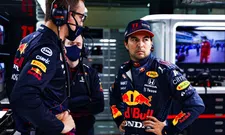 Thumbnail for article: Ex-driver sees Perez is not helping Verstappen: 'He can't do that'