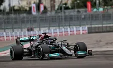 Thumbnail for article: Hamilton vindt zwarte Mercedes niet meer nodig: "Het waren de zilverpijlen"