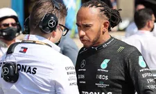 Thumbnail for article: Hamilton sr.: 'Aan het einde zullen Verstappen en Hamilton elkaar omhelzen'