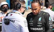 Thumbnail for article: Hamilton verder onder druk: 'Zijn moeizame vorm werd benadrukt'