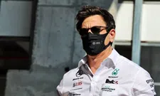 Thumbnail for article: Wolff ondanks nieuwe uitdaging Verstappen: "Dit is niet nieuw voor ons"