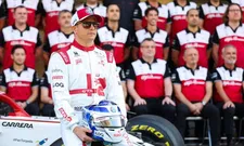 Thumbnail for article: Raikkonen houdt contact met voormalig teamgenoot: "Heb nu meer tijd"