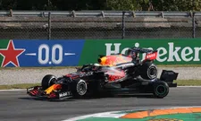 Thumbnail for article: Russell deelt zijn visie op controversiële crash Verstappen en Hamilton