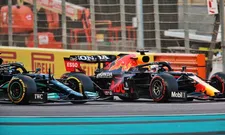 Thumbnail for article: Hamilton and Verstappen compared: 'He doesn't use the full width'