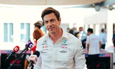 Thumbnail for article: Wolff spreekt Marko tegen: 'Vijftien man ging van Mercedes naar Red Bull'