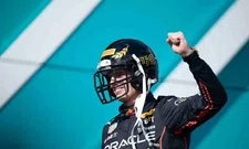 Thumbnail for article: Verstappen fans denounce behavior of supermodel who is friends with Hamilton