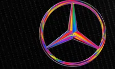 Thumbnail for article: Mercedes gaat drie races met een regenboogster rijden op de W13