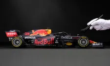 Thumbnail for article: Een 1:8 (!) schaalmodel van Verstappens RB16B nu te koop voor deze prijs!