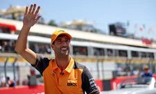 Thumbnail for article: Geruchten krijgen zingende Ricciardo er ook niet onder