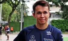 Thumbnail for article: Albon compliments De Vries: 'Nyck did a really good job'