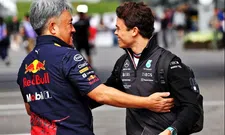 Thumbnail for article: De Vries vergeleken met Verstappen: 'Dit heeft niets te maken met leeftijd'