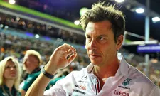 Thumbnail for article: Wolff komt op voor Hamilton: 'Alonso is een grappige kerel'