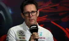 Thumbnail for article: Hamilton mogelijk in overtreding, Mercedes sluit sensorprobleem niet uit