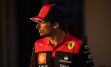 Thumbnail for article: Sainz wil niks loslaten over mogelijk vertrek Binotto: 'Vind ik niet nodig'