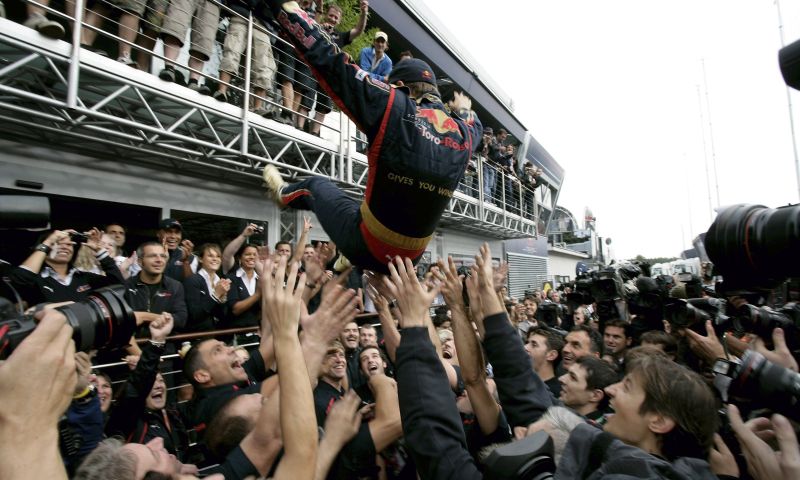 vettel-over-vettel-in-the-rain