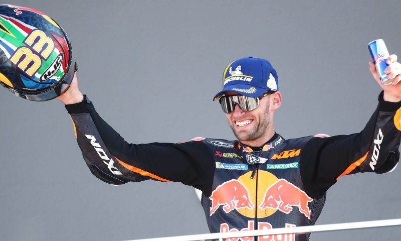 MotoGP-winnaar Binder wil wel een dagje ruilen met Verstappen