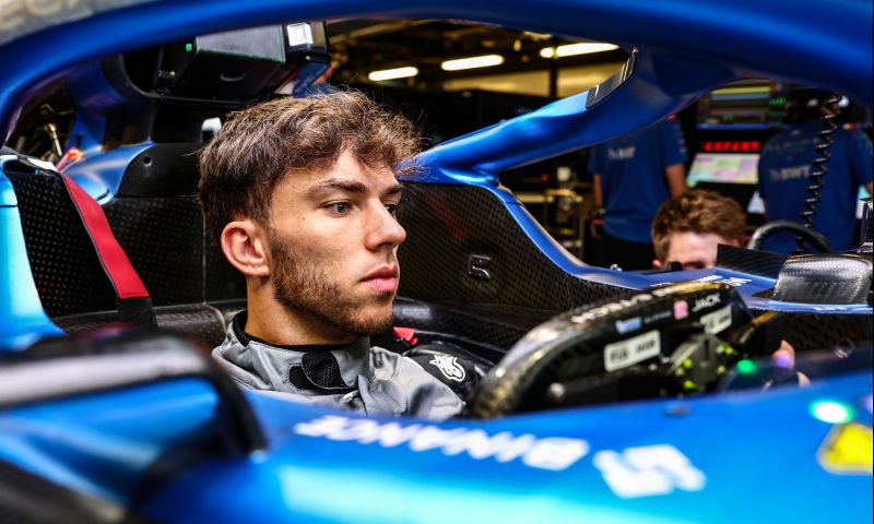 Gasly herdenkt Hubert bij Alpine