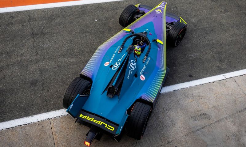 Frijns mist ePrix India 2023