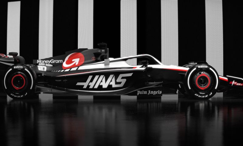 Haas F1 livery door jaren heen